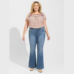 Torrid - Crinkle Chiffon Flutter Sleeve Top in Autumn Floral with Gold Stripes